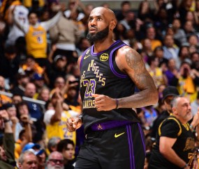 开云电竞登录-湖人0-4出局后，NBA夺冠概率更新！骑士1.8%遭低估马刺13.2%第三